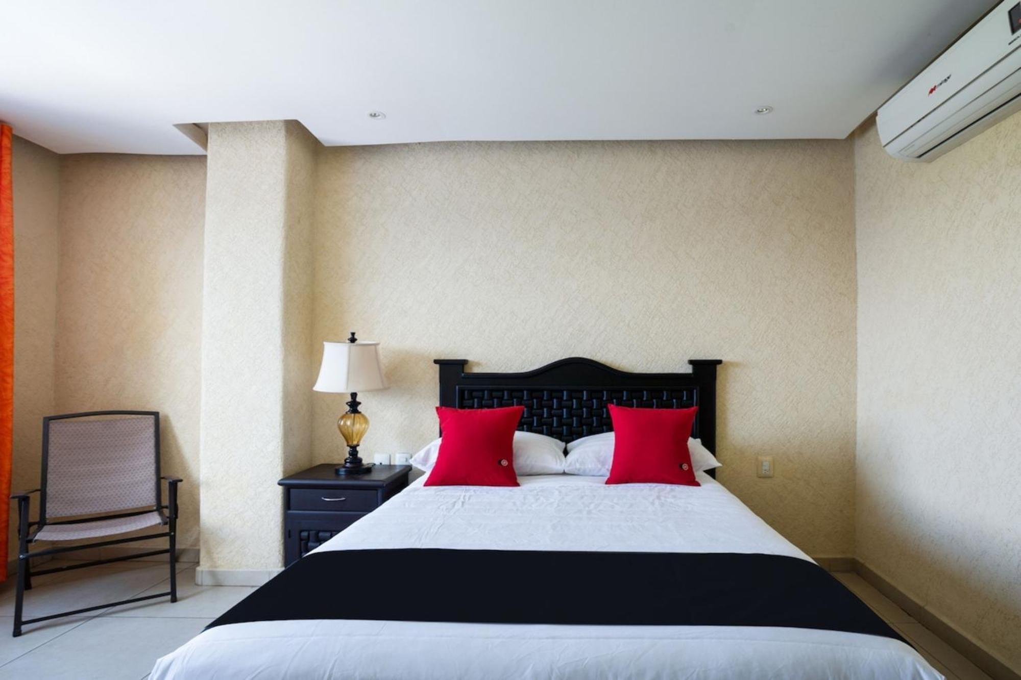 Capital O Hotel Los Caracoles, อากาปุลโก ภายนอก รูปภาพ