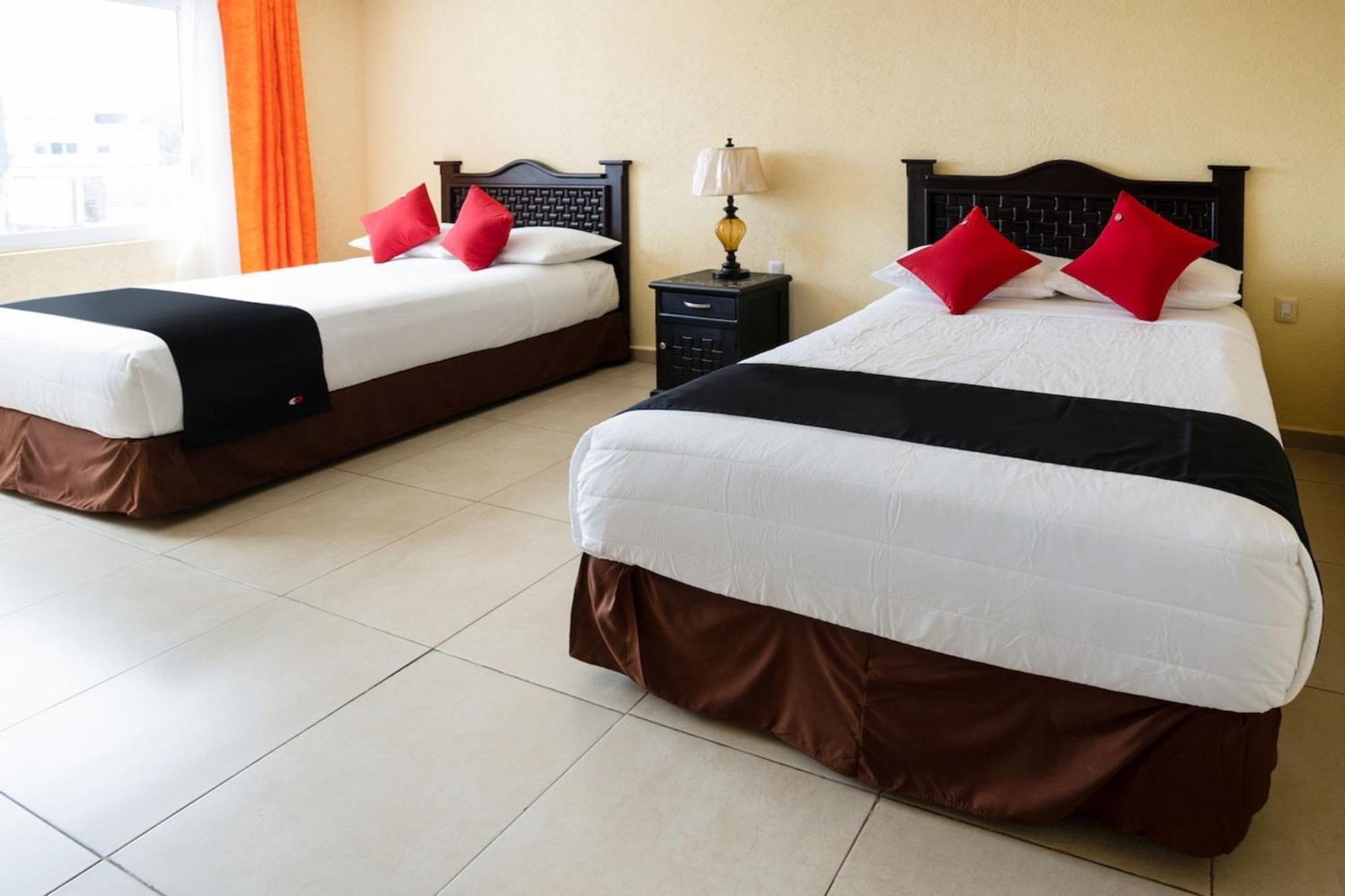 Capital O Hotel Los Caracoles, อากาปุลโก ภายนอก รูปภาพ
