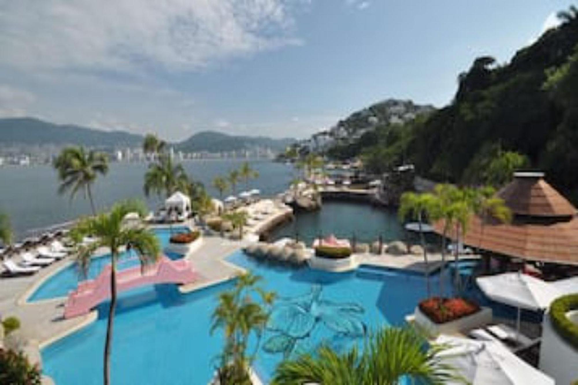 Capital O Hotel Los Caracoles, อากาปุลโก ภายนอก รูปภาพ