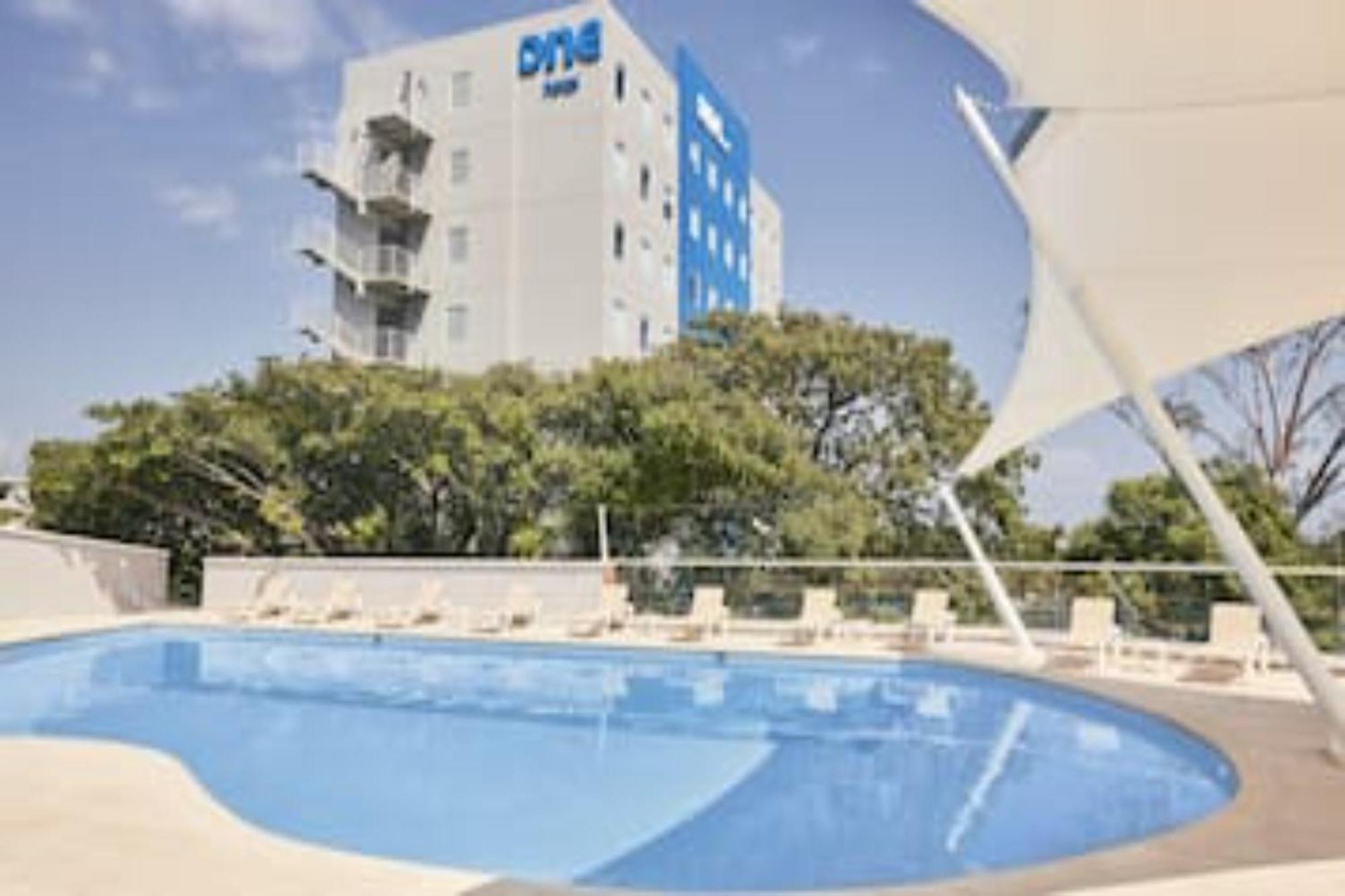 Capital O Hotel Los Caracoles, อากาปุลโก ภายนอก รูปภาพ